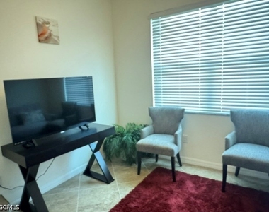 10399 Prato Drive - Photo Thumbnail 6