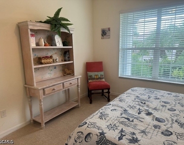 10399 Prato Drive - Photo Thumbnail 9