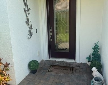 10399 Prato Drive - Photo Thumbnail 2