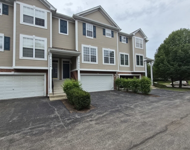 2337 Hudson Circle - Photo Thumbnail 1