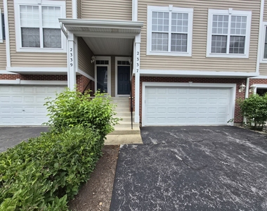 2337 Hudson Circle - Photo Thumbnail 3