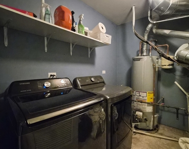 2337 Hudson Circle - Photo Thumbnail 24