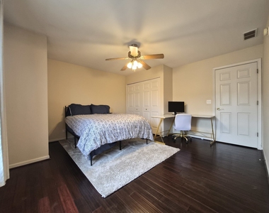 2337 Hudson Circle - Photo Thumbnail 20