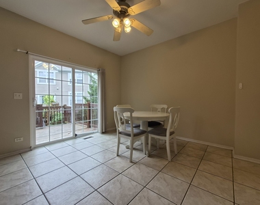2337 Hudson Circle - Photo Thumbnail 8