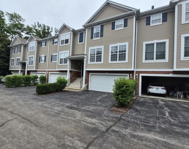 2337 Hudson Circle - Photo Thumbnail 2