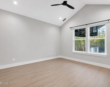 3 Solano Avenue - Photo Thumbnail 11