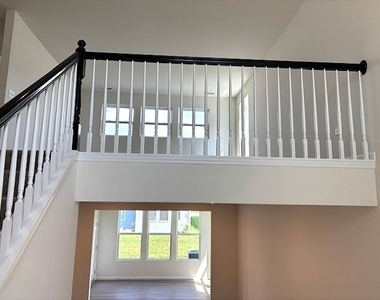 2760 Lawlor Lane - Photo Thumbnail 2