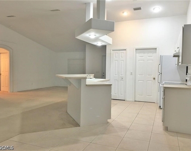 2221 Sw 8th Place - Photo Thumbnail 9