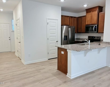 1117 Mountain Crown Street - Photo Thumbnail 30