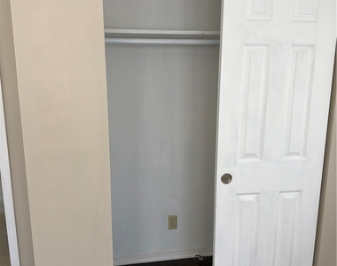 135 Chisholm Trail - Photo Thumbnail 8