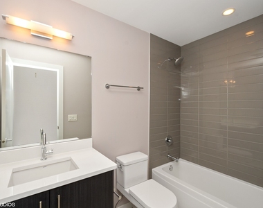 2159 W Adams Street - Photo Thumbnail 9