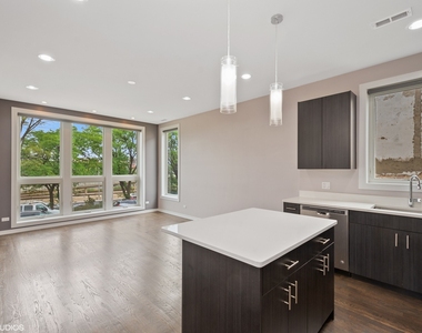 2159 W Adams Street - Photo Thumbnail 5