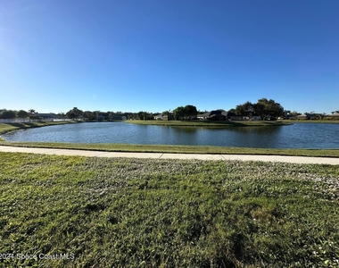 565 Limerick Drive - Photo Thumbnail 29