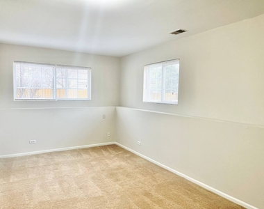 1950 Middlebury Drive - Photo Thumbnail 13