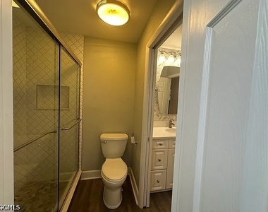 6168 Principia Drive - Photo Thumbnail 11