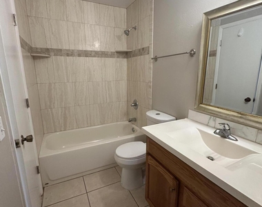 511 Dinner Street Ne - Photo Thumbnail 11