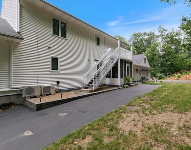 387 Main - Photo Thumbnail 6