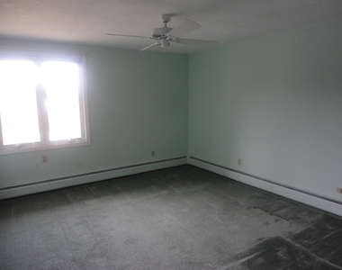 387 Main - Photo Thumbnail 11