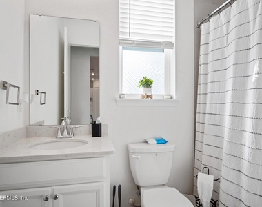 181 Oaklawn Court - Photo Thumbnail 11