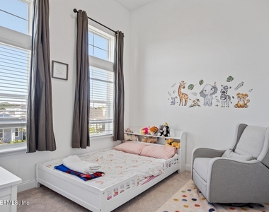 181 Oaklawn Court - Photo Thumbnail 17
