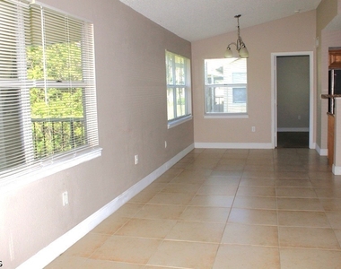 12550 Equestrian Circle - Photo Thumbnail 3