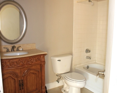 12550 Equestrian Circle - Photo Thumbnail 7