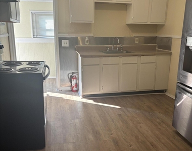 8820 5th Avenue - Photo Thumbnail 6