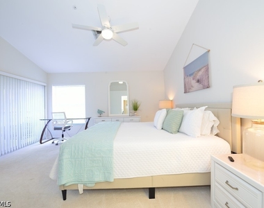 13050 Amberley Court - Photo Thumbnail 6