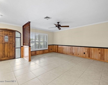 3324 Sunrise Boulevard - Photo Thumbnail 2