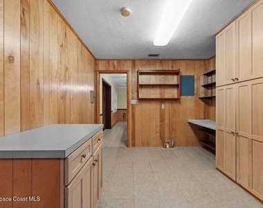 3324 Sunrise Boulevard - Photo Thumbnail 11
