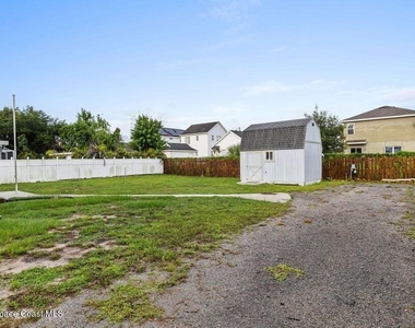 3324 Sunrise Boulevard - Photo Thumbnail 23