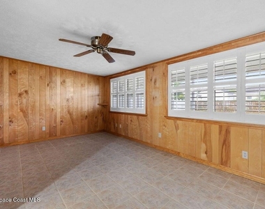 3324 Sunrise Boulevard - Photo Thumbnail 8
