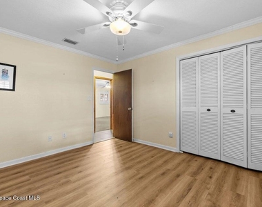 3324 Sunrise Boulevard - Photo Thumbnail 14