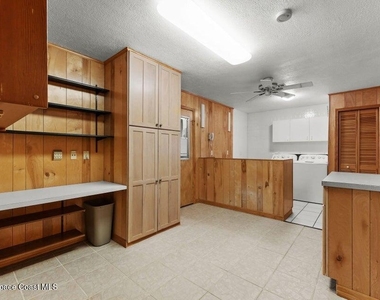 3324 Sunrise Boulevard - Photo Thumbnail 10