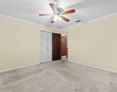 3324 Sunrise Boulevard - Photo Thumbnail 17