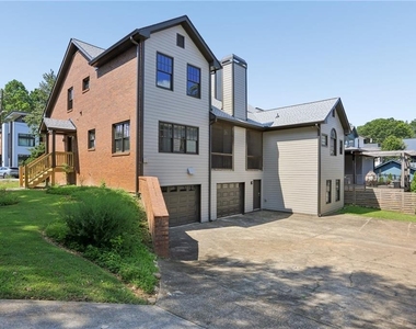 292 Fortune Street Ne - Photo Thumbnail 2