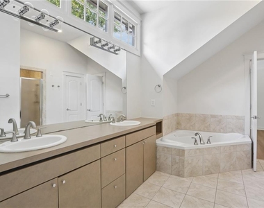 292 Fortune Street Ne - Photo Thumbnail 13