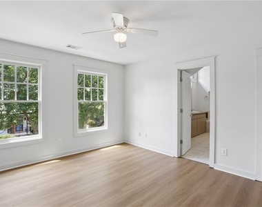 292 Fortune Street Ne - Photo Thumbnail 12