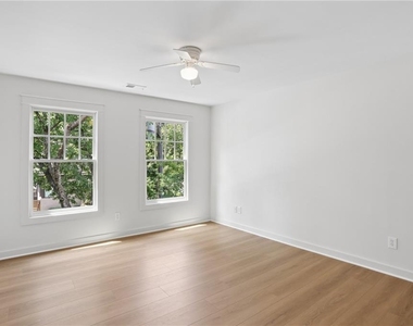 292 Fortune Street Ne - Photo Thumbnail 16
