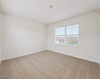 2736 Dumont Lane - Photo Thumbnail 24