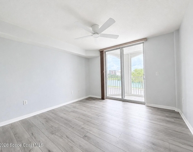 8903 Laguna Lane - Photo Thumbnail 21