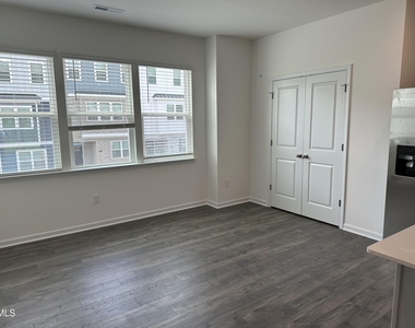 701 Grafton Forest Lane - Photo Thumbnail 2