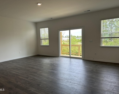 701 Grafton Forest Lane - Photo Thumbnail 5
