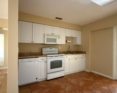 4924 Vincennes Street - Photo Thumbnail 2