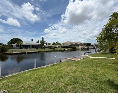 4924 Vincennes Street - Photo Thumbnail 9