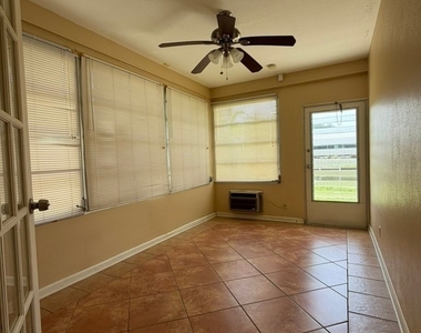 4924 Vincennes Street - Photo Thumbnail 8