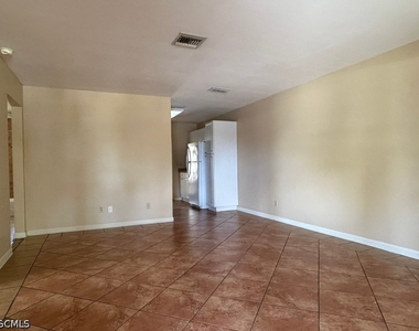 4924 Vincennes Street - Photo Thumbnail 1