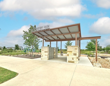9608 Hamadryas Dr - Photo Thumbnail 38