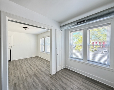 1605 N Mcvicker Street - Photo Thumbnail 8
