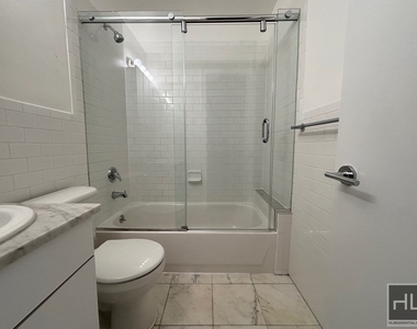 West 73rd Street - Photo Thumbnail 1